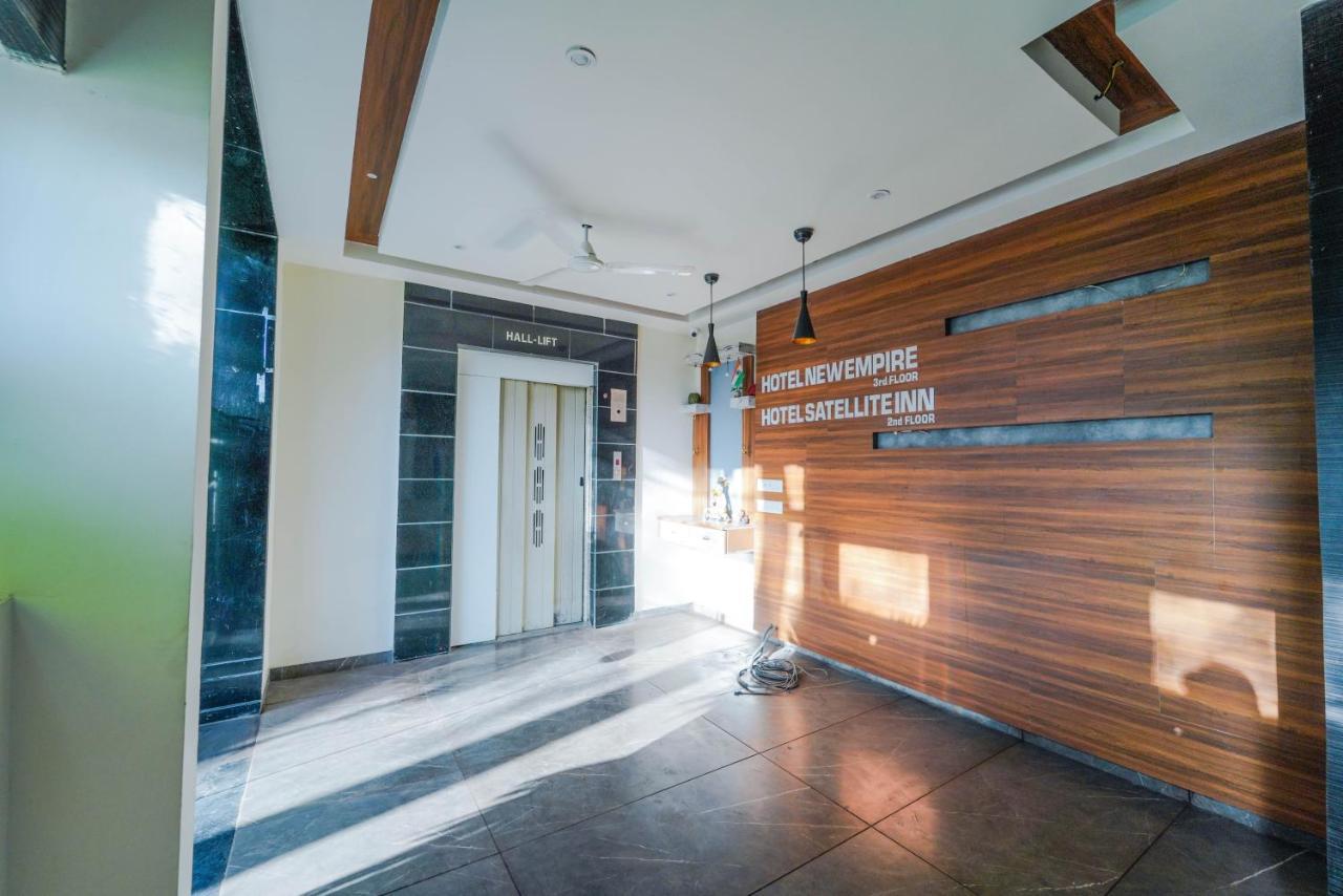 Hotel New Empire Ahmadabad Zewnętrze zdjęcie
